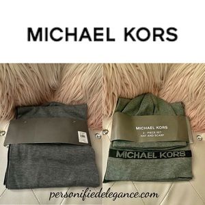 Michael Kors Side Stripe Knit Hat & Scarf Set Ash Gray & Black O/S